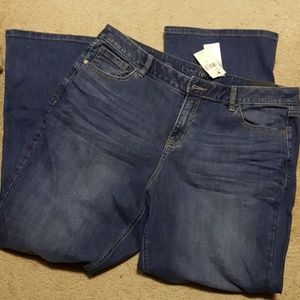 **PRICE DROPPED**Lane Bryant mid Rise boot jeans